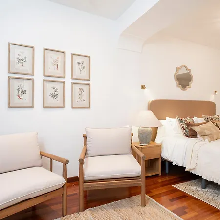 Puerta De La Axarquia Boutique * 贝莱斯