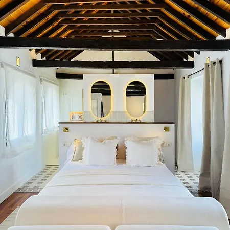 Puerta De La Axarquia Boutique Hotel