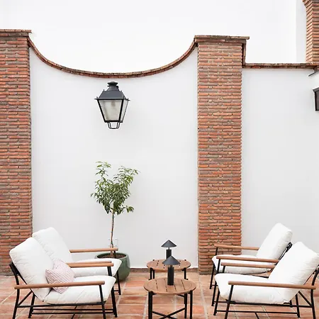 Puerta De La Axarquia Boutique Hotel *